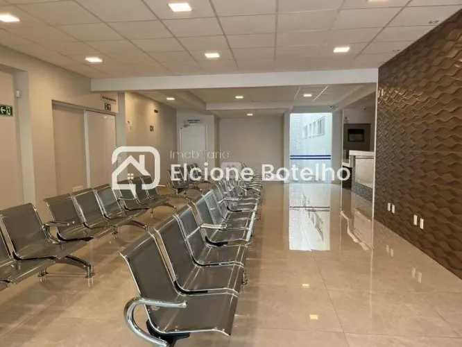 Prédio Comercial para Aluguel em Uberlândia Planalto, 938 m²