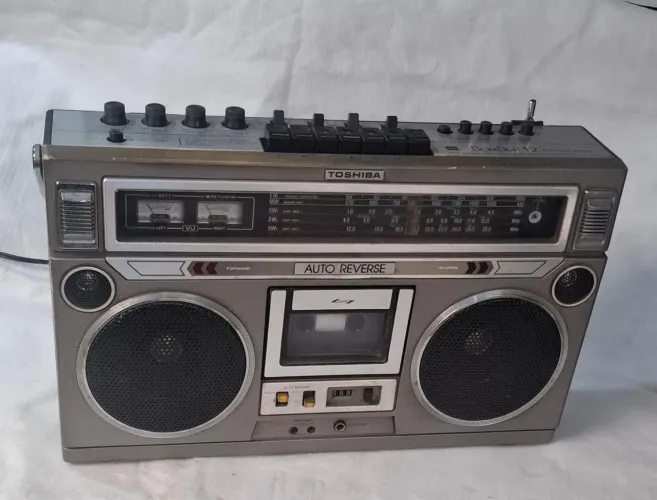Aparelho Toshiba BomBeat 12 SO LIGA  (VENSO NO ESTADO)