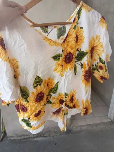 Blusa girassol ?