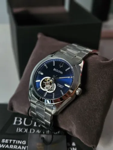 Bulova Surveyor Open Heart NOVO