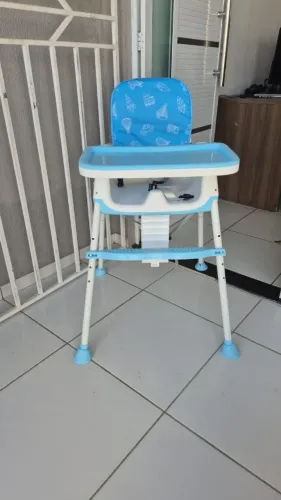 Cadeirinha de alimentação para bebê