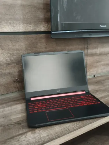 Notebook Acer Nitro 5 - i7 - 16RAM - GTX1650 - SSD 256 - HD 1TB