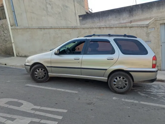 Fiat Palio Weekend Stile 1.6 MPI 16V 4P 2000