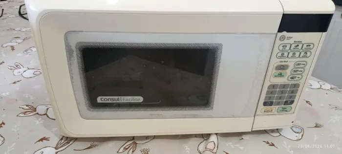 Microondas Consul facilite 20 litros funcionando perfeitamente