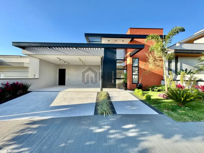 Casa com 3 quartos à venda, 200m² por R$1.550.000 - Condomínio Solar das Esmeraldas - Nova