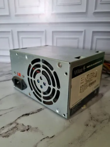 Fonte ATX 220w em perfeito estado