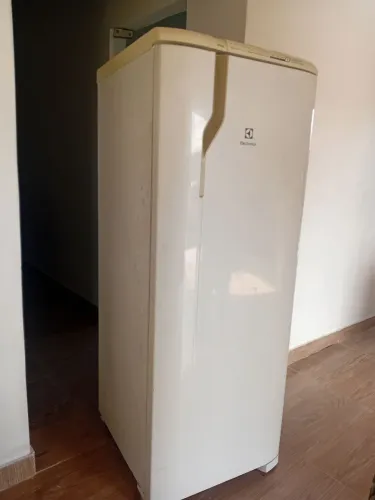 GELADEIRA ELECTROLUX