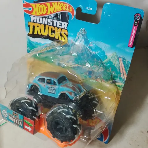 Hot Wheels Volkswagen Fusca Beetle Monster Trucks