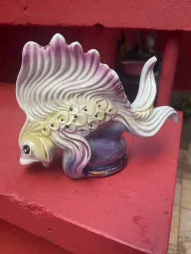 Antigo Enfeite De Peixe Em Porcelana