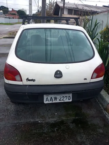 Ford Fiesta GL 1.0 5P 2001