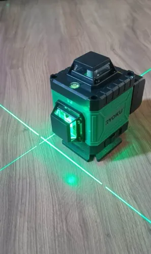 Nível Laser Profissional 16 Linhas Verde 360° 4D Com 2 Baterias