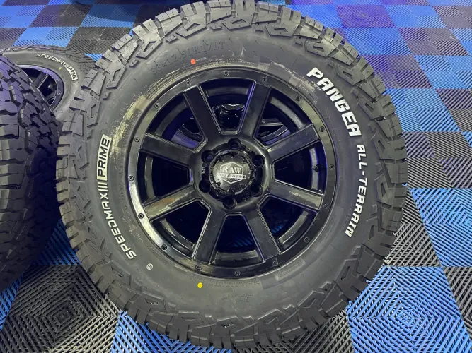 RODAS OFF ROAD ARO 17 PNEUS 33x12.5 r17 ! TUDO ZERO SEM USO !