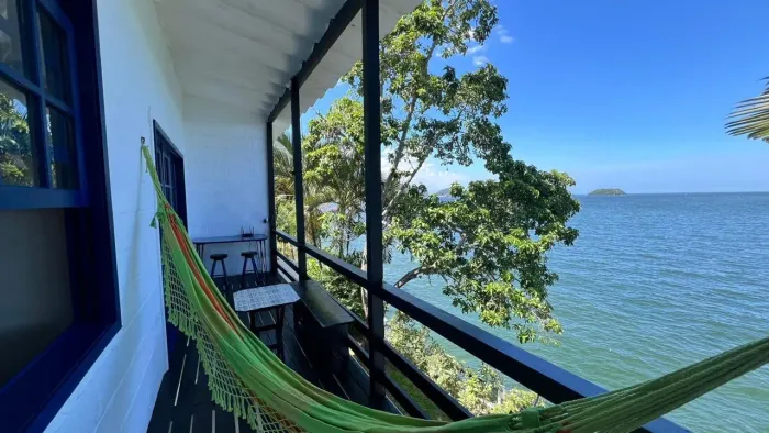 Casinha da Costa - Conforto à beira-mar na Ilha de Itacuruçá, Mangaratiba - RJ