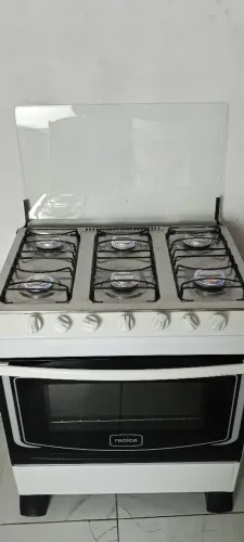 fogao realce funcionando às 6 bocas e o forno, faço entrega 