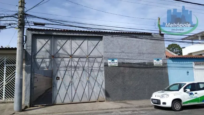 Sobrado com 4 dormitórios com galpão à venda, 300 m² por R$ 1.600.000 - Jardim Bom Clima -