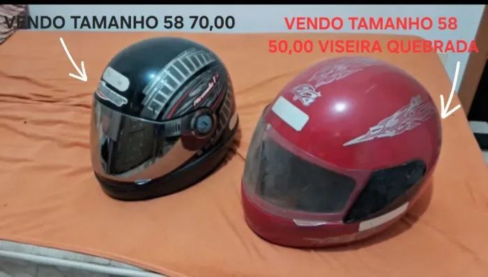 VENDO CAPACETES PRETO E VERMELHO