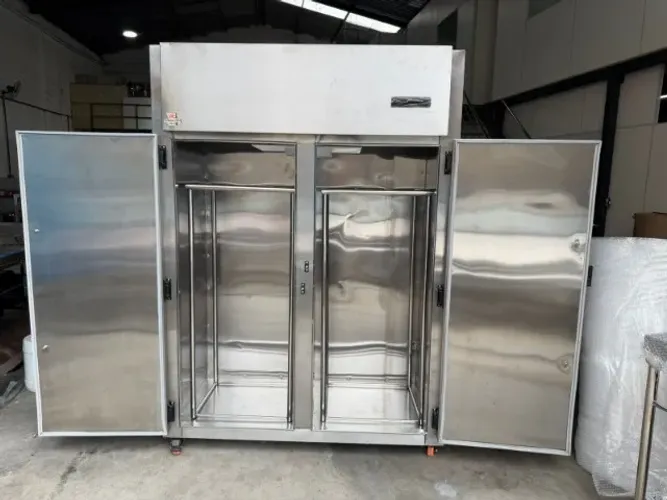 Mini Câmara 2500L 2 Portas Inox Operação Contínua