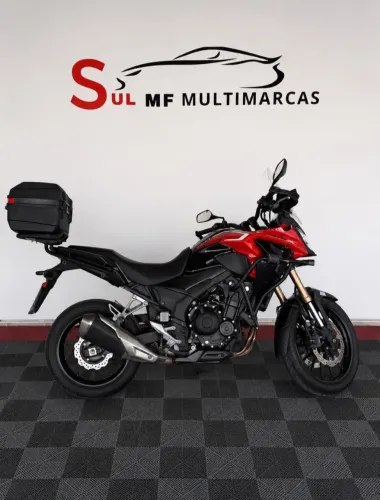 Honda CB500F 2024