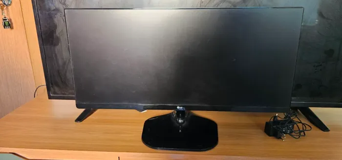 Monitor Ultrawide LG 25" (25UM58-P) - PARA CONSERTO OU PEÇAS (Leia o anúncio)