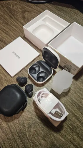 Galaxy buds 2