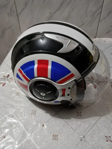Capacete zeus 58 semi novo