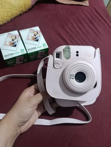 Instax mini 20 com 40 filmes 