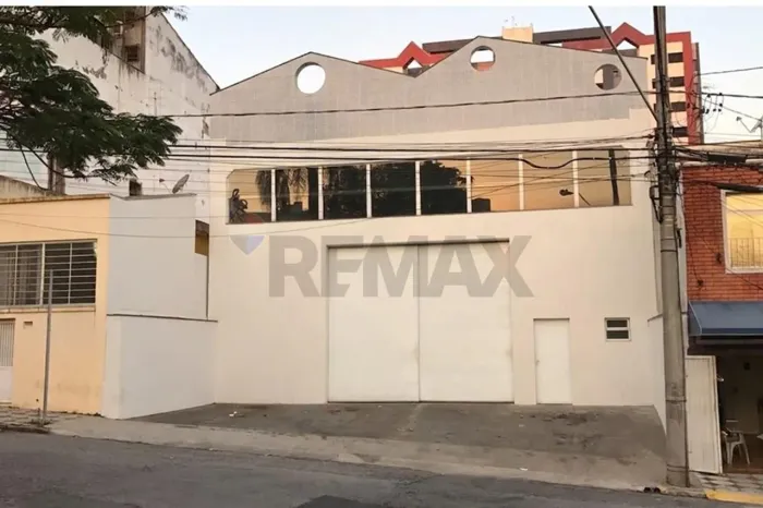 Alugo Galpão Comercial/Industrial com 489m² no Centro Estrutura Completa e Excelente Esta