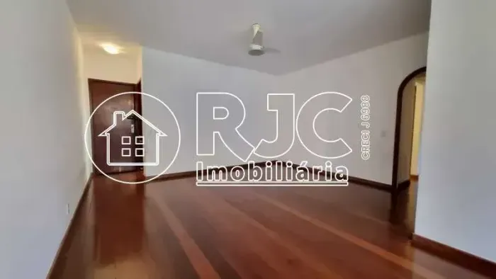 Imóvel para venda tem 109 metros quadrados com 3 quartos em Tijuca - Rio de Janeiro - RJ