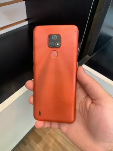 E7 - 64GB + Carregador