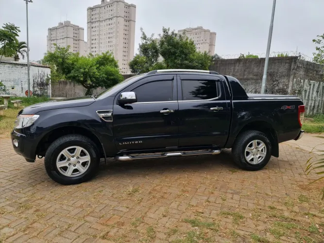Ford Ranger Limited 3.2 20V 4X4 CD Aut. Dies. 2013