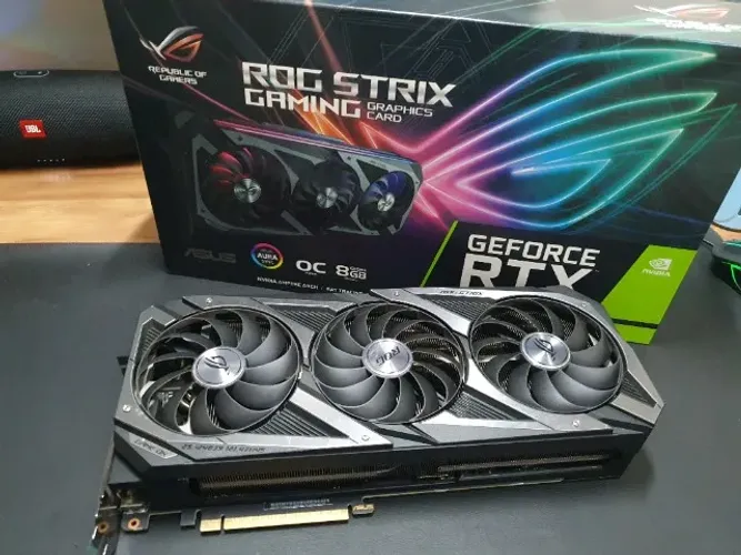 Placa De Vídeo Nvidia Asus Rog-strix-rtx3070
