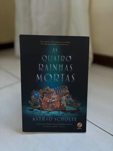 Livro As Quatro Rainhas Mortas