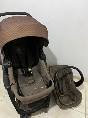 Carrinho Dzieco Moisés + bebê conforto!