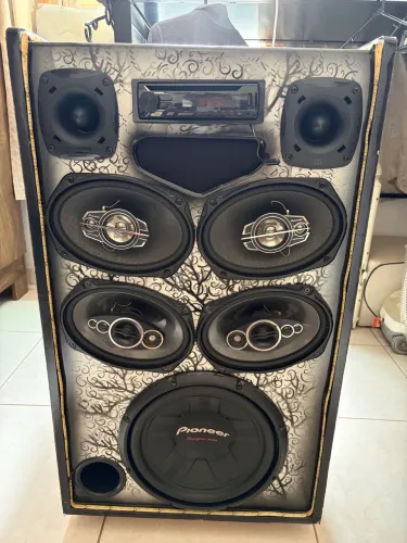 Vendo Caixa de Som residencial 