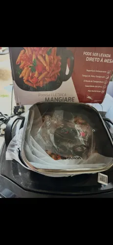 Vendo Panela Elétrica Mangiare , nova , nunca foi usada
