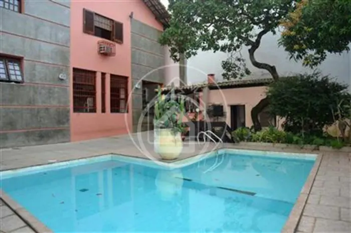 Casa à venda com 598,00m² e 4 quartos em Jardim Guanabara, Rio de Janeiro - rj