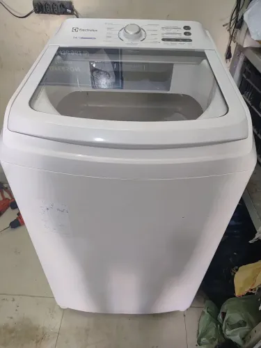Máquina de lavar roupas 14 kg Electrolux 