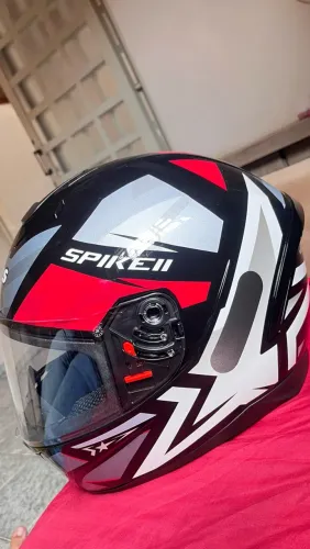 Capacete Peels novo na caixa