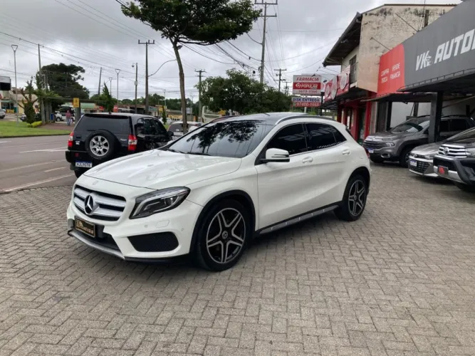 Mercedes-Benz GLA 250 Enduro 2.0 TB 16V 211cv Aut. 2016