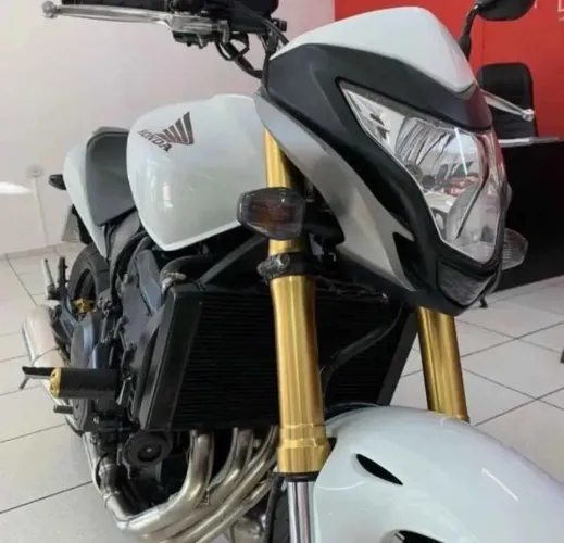 Vendo Honda CB600f Hornet  2014 ( Parcelas reduzidas)