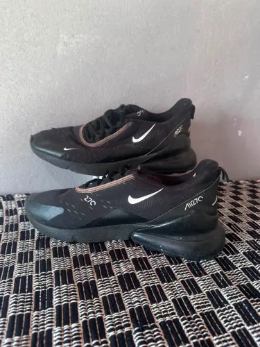 Tênis Nike air 270 tamanho 40