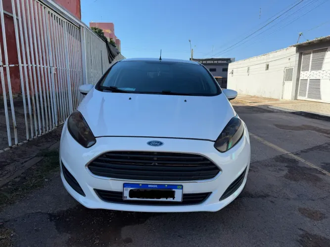 Ford Fiesta 1.5 16V Flex Mec. 5P 2014