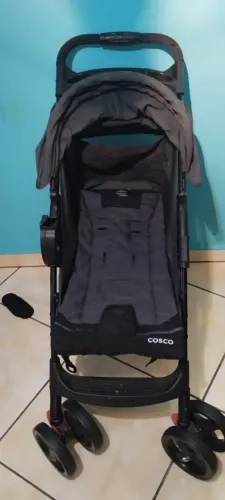 Carrinho de bebê cosco