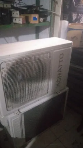 Vendo ar condicionado Split 18.000 BTUs 220 V