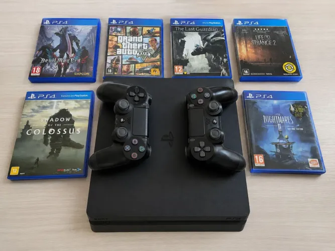 PS4 Slim 1TB Impecável + 2 Controles Originais + 6 Jogos ?