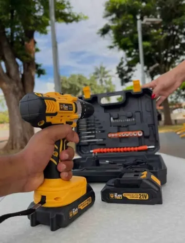 Furadeira Parafusadeira Sem Fio 12V The Black Tools + Maleta + Acessórios | Nova