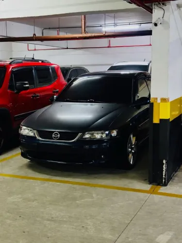 Chevrolet Vectra CD 2.2 16V / 2.0 16V Mec./aut. 2000