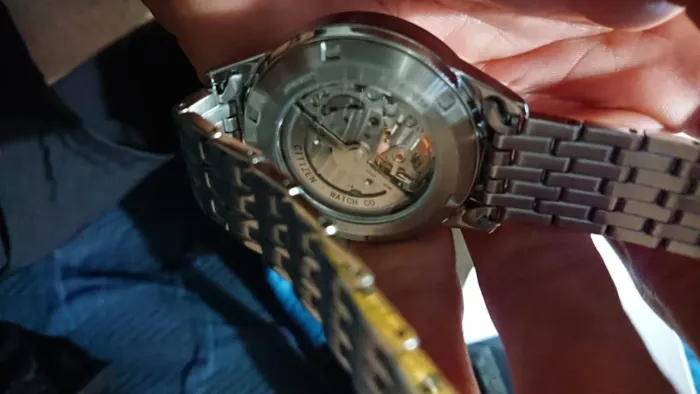 Vendo relógio citizen original, automático, cristal safira, com nota fiscal. 