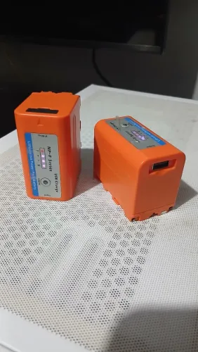 Bateria NP para monitores e câmeras 180$ cada