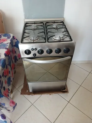 FOGÃO USADO, 4 BOCAS.